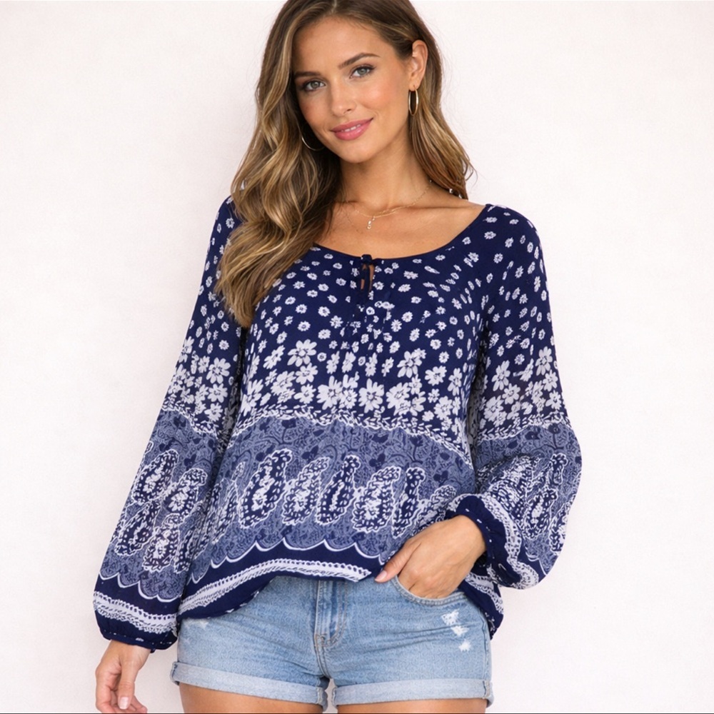 Altar’d State Blue Floral Print Long Sleeve‎ Scoop Neck Blouse Size S